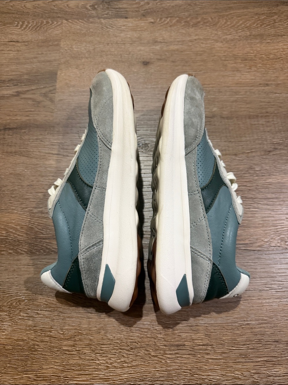 Aetrex Emily Lace-Up Sneakers - Mint Color - Size 7 - Picture 9 of 9
